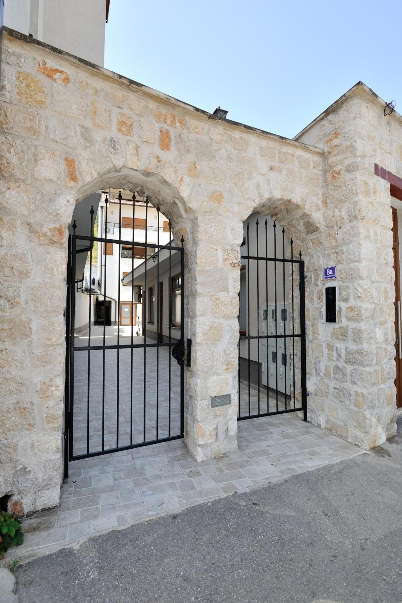 Captain'S Luxury Apartments Mostar Dış mekan fotoğraf